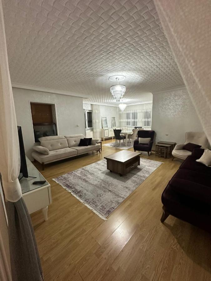 Lovely 2 Bedrooms Apartment With Full Furniture Istanbul Eksteriør billede